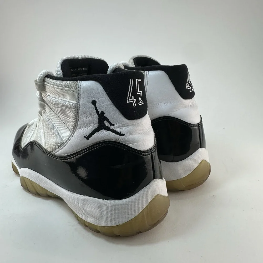 Size 10 - Jordan 11 Retro High Concord